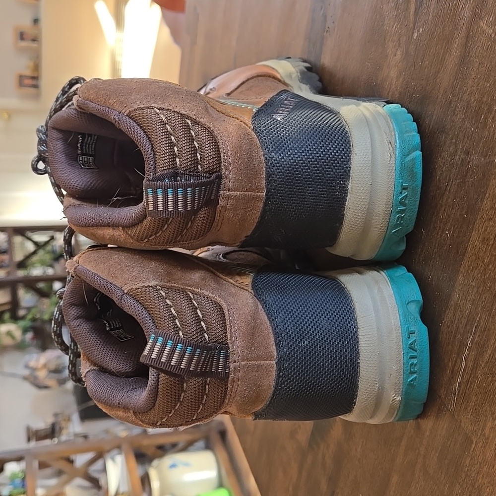 Ariat Women's Skyline Waterproof Hiking Boots - Brown and Black Ladies Size 8 - Picture 4 of 9